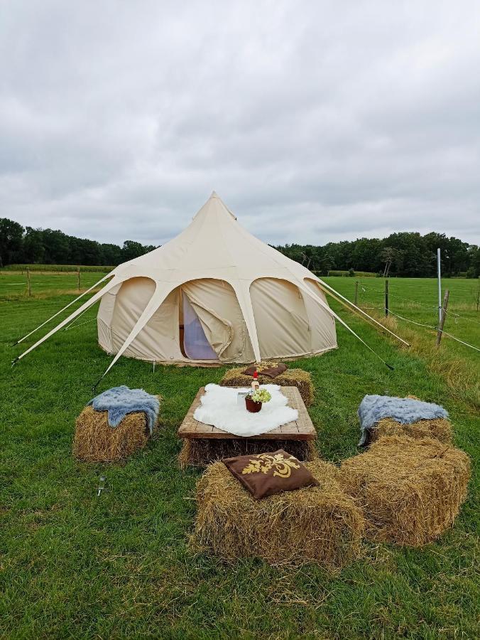 Natuur-Like Glamping In Bosland NeerNeerpelt Екстериор снимка