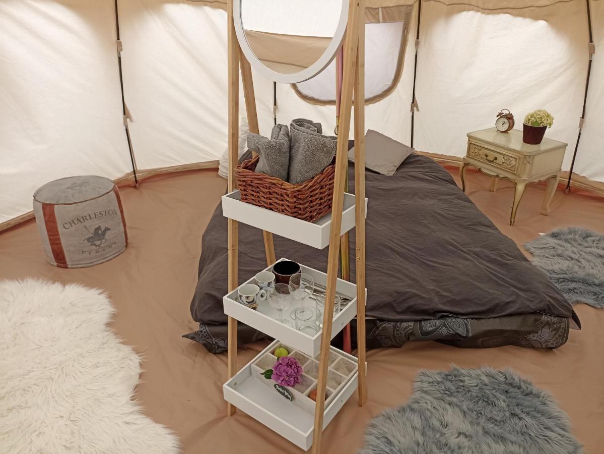Natuur-Like Glamping In Bosland NeerNeerpelt Екстериор снимка
