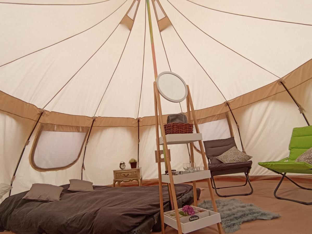 Natuur-Like Glamping In Bosland NeerNeerpelt Екстериор снимка