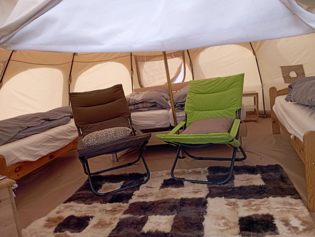 Natuur-Like Glamping In Bosland NeerNeerpelt Екстериор снимка
